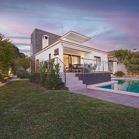 Modern Villa close to Costabella beach Marbella Esterno foto