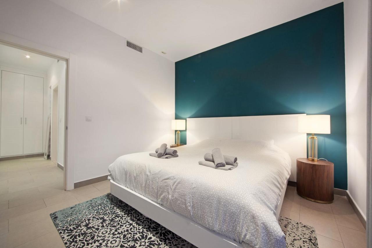 Modern Villa close to Costabella beach Marbella Esterno foto